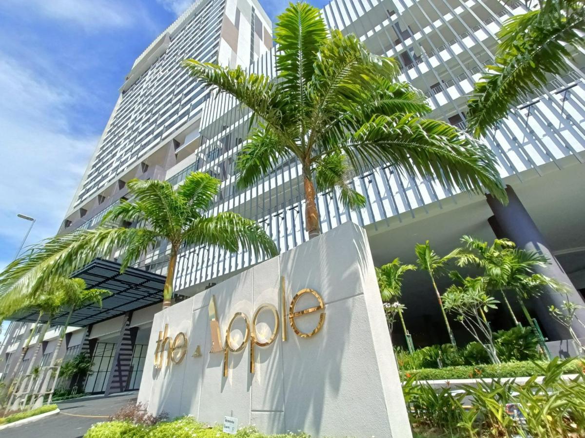 Staysuites The Apple Melaka Exterior foto