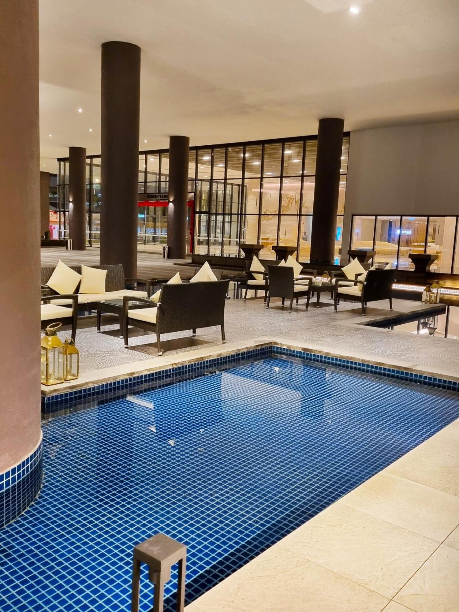 Staysuites The Apple Melaka Exterior foto